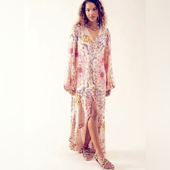 Free People Dresses & Skirts - NWOT FREE PEOPLE‎ Marais Printed Maxi Dress XS